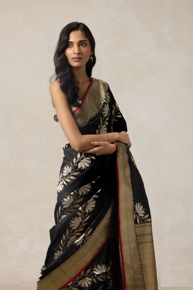 KT 137 Designer Banarasi Soft Silk Sarees Suppliers In India